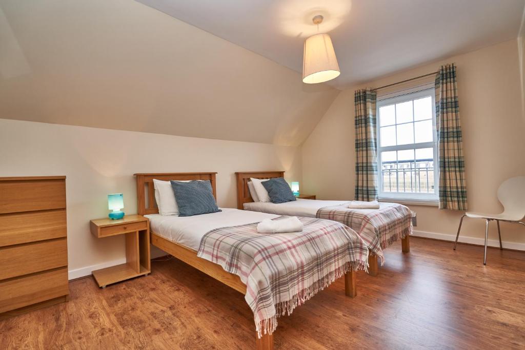 Castle Apartments room 1